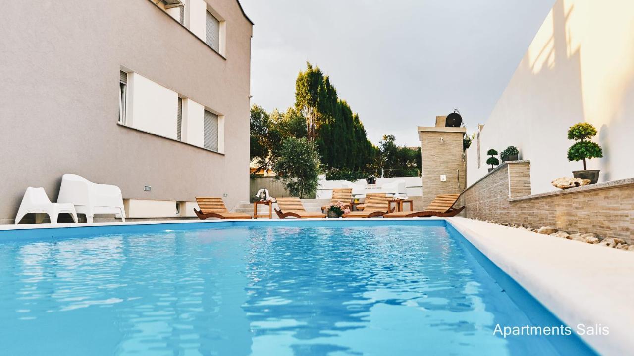 Salis Apartments Vrsi Exterior photo